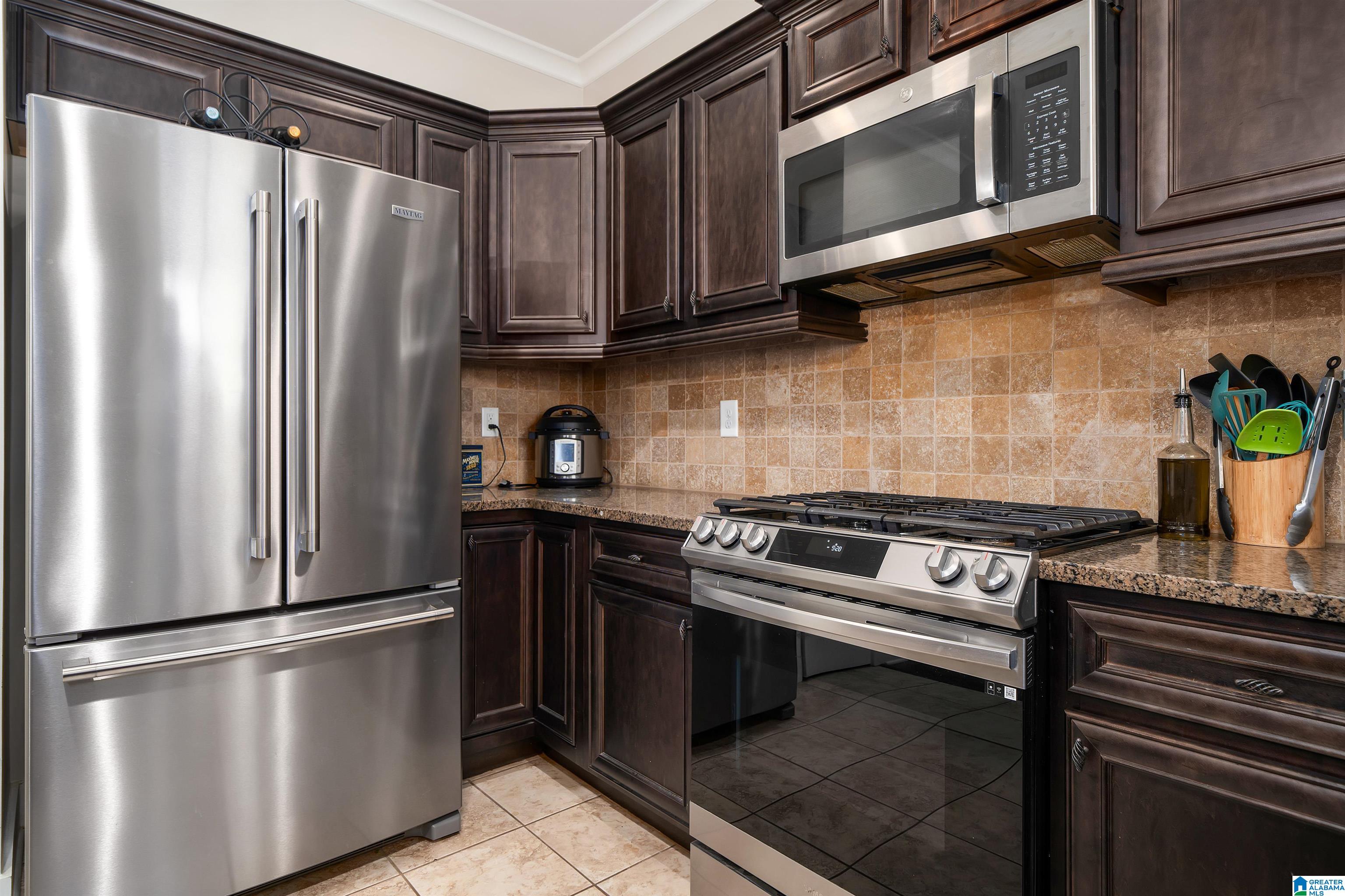 360 Barrington Court Birmingham, AL 35210 - Photo 9 of 23