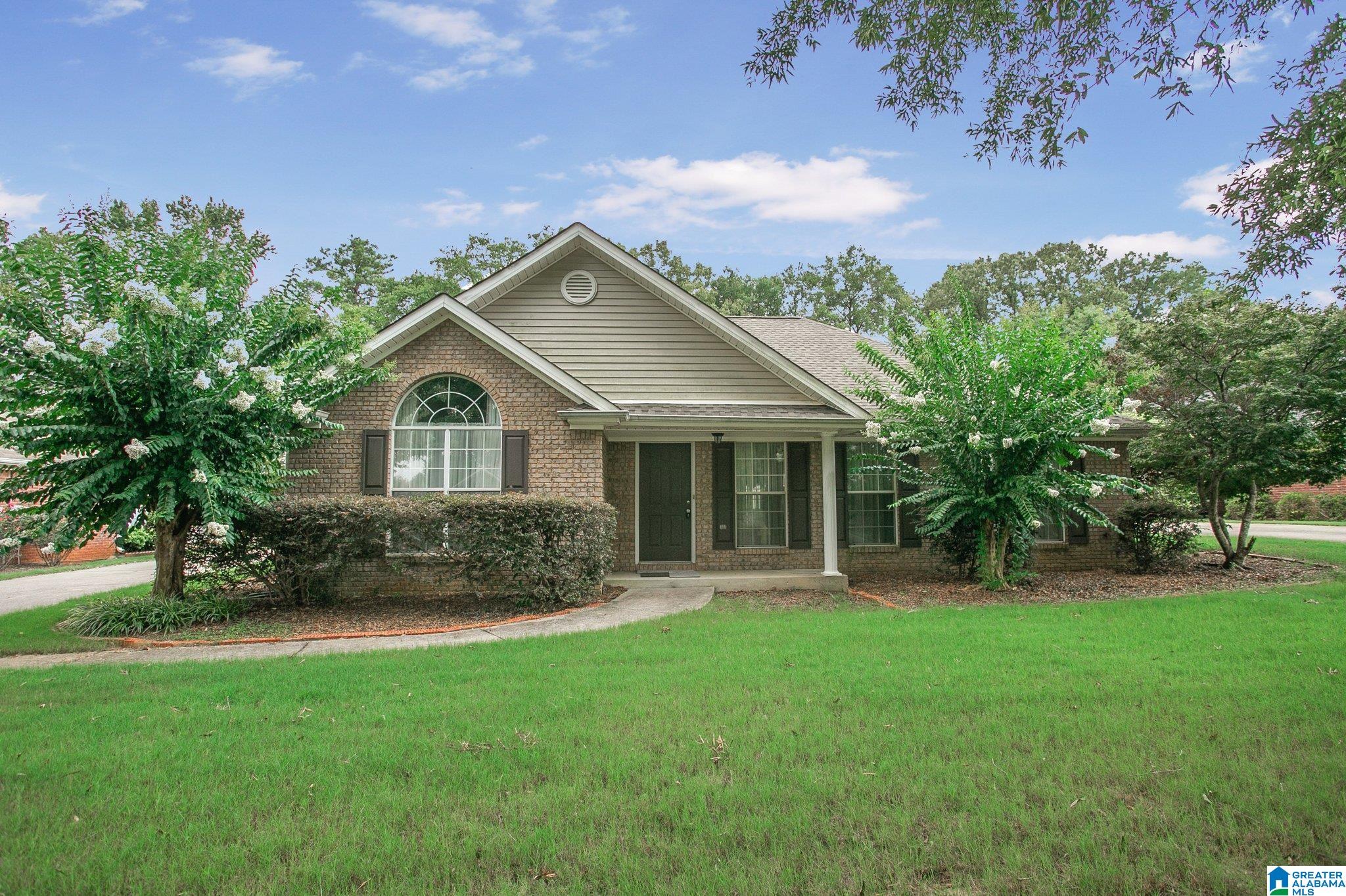 216 Silverstone Lane Alabaster, AL 35007 - Photo 2 of 26