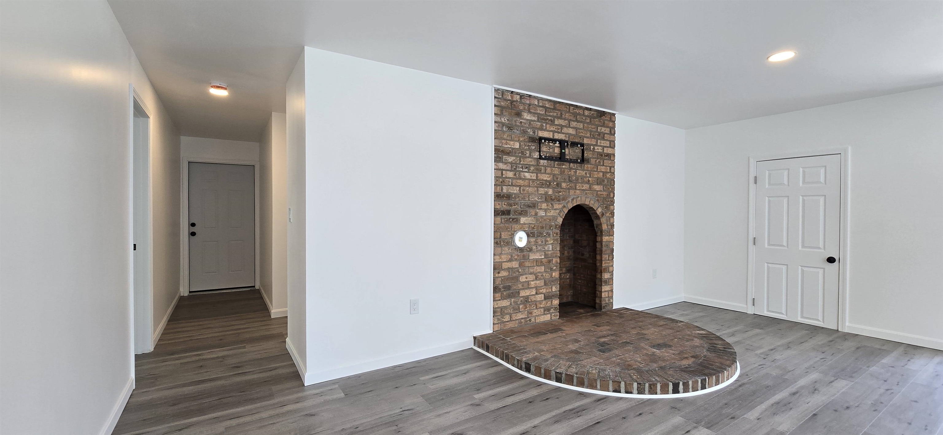 1578 Dover Road Epsom, NH 03234 - Photo 9 of 20