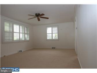 343 Sugartown Road Wayne, PA 19087 - Photo 4 of 12 Living Room