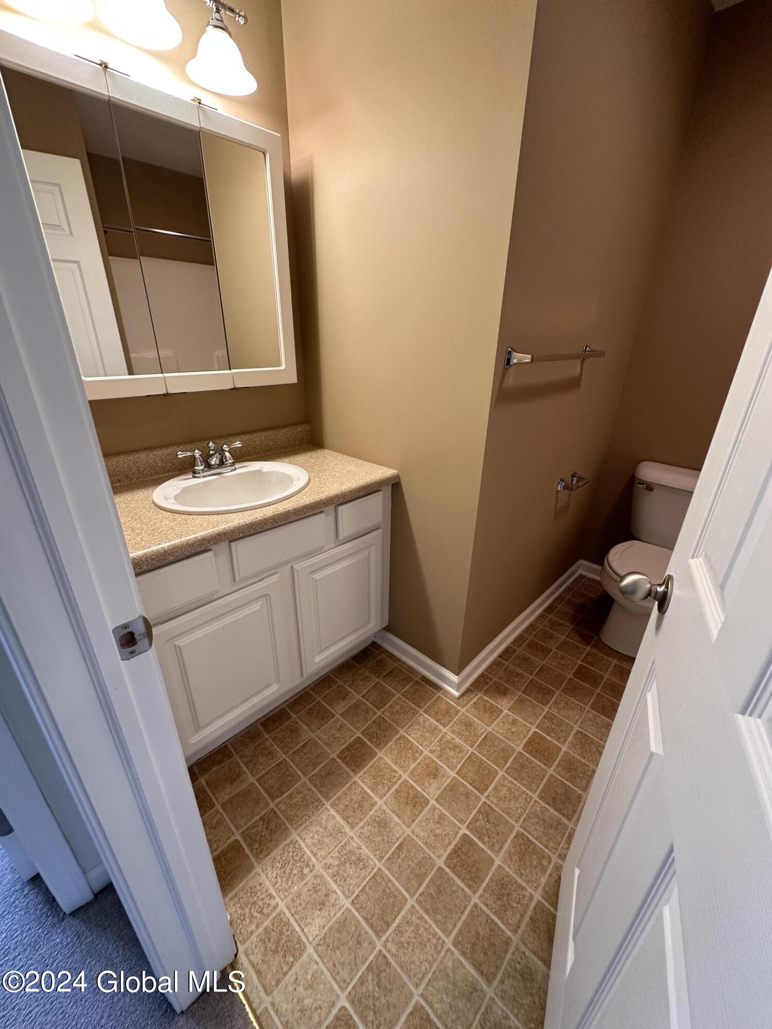 2000 Curry Road, Unit 23 Rotterdam, NY 12303 - Photo 12 of 20 IMG_2406