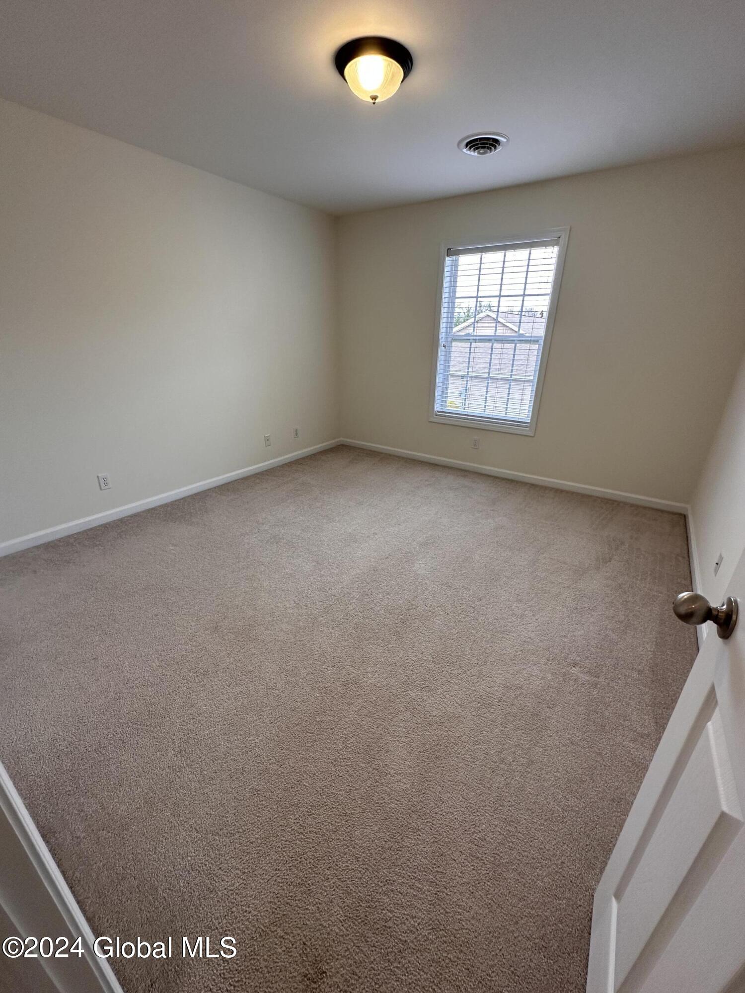 2000 Curry Road, Unit 23 Rotterdam, NY 12303 - Photo 14 of 20 IMG_2404