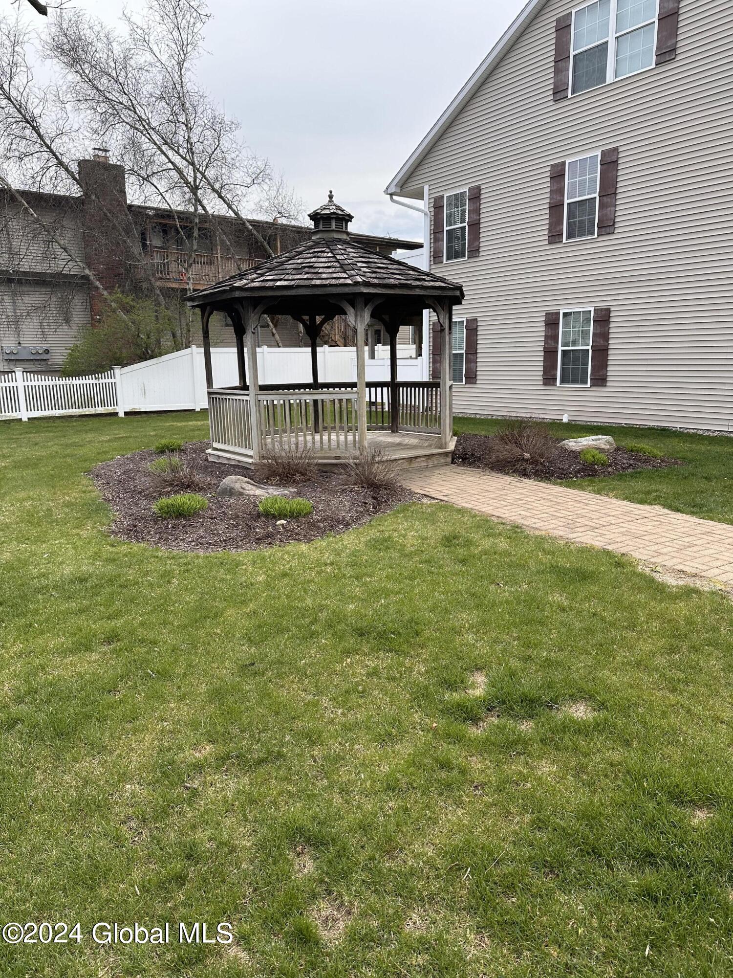 2000 Curry Road, Unit 23 Rotterdam, NY 12303 - Photo 20 of 20 IMG_2391