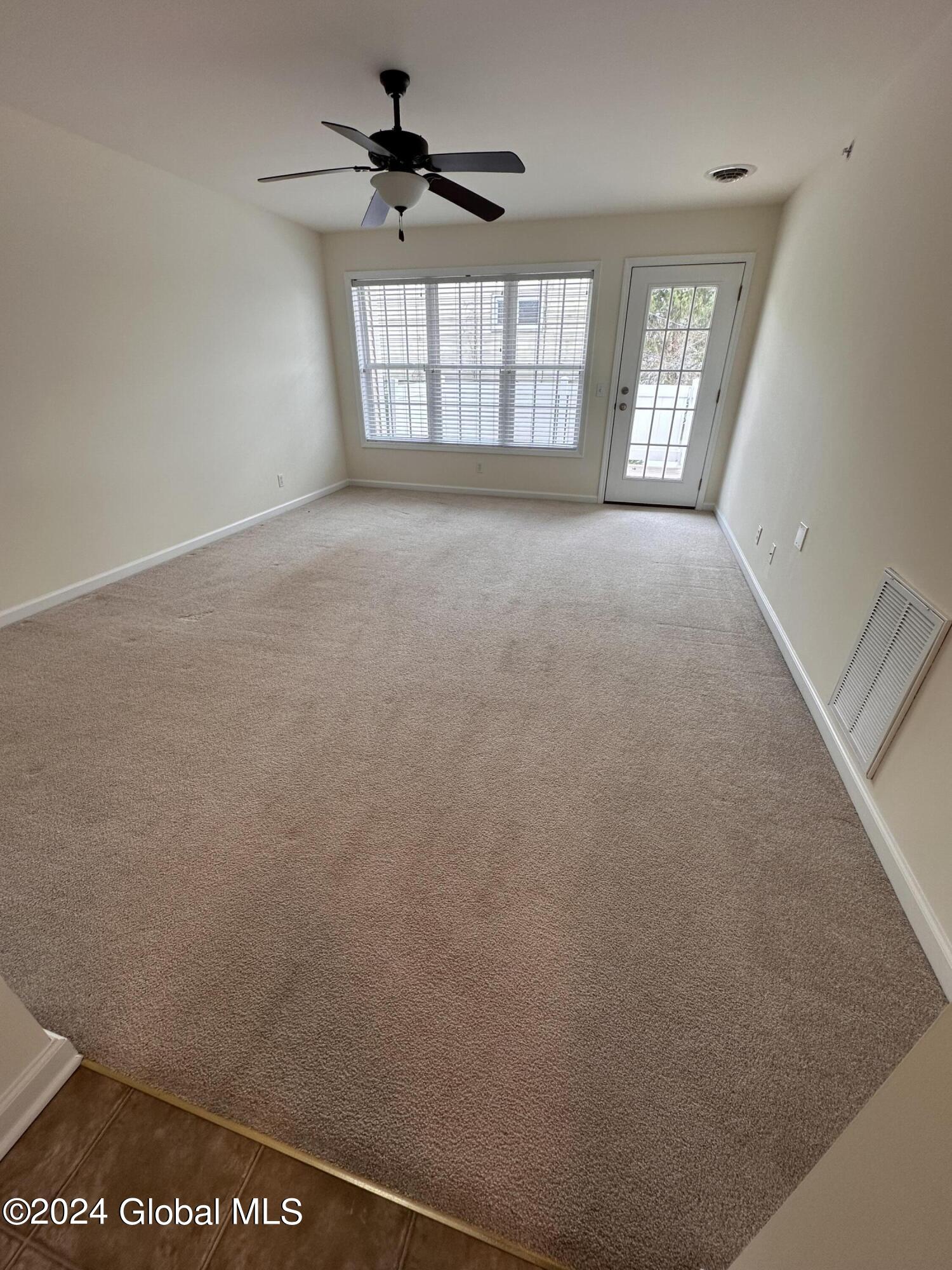 2000 Curry Road, Unit 23 Rotterdam, NY 12303 - Photo 9 of 20 IMG_2400