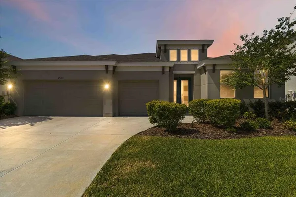 $600,000 | 7526 Paradiso Drive, Apollo Beach, FL 33572