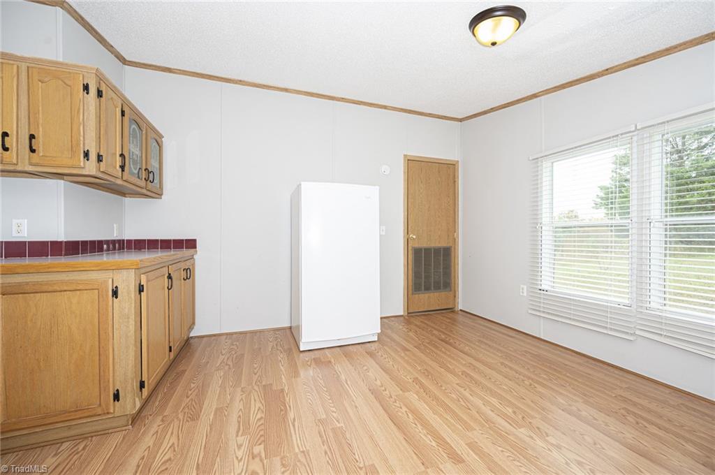 1204 Sawbriar Road Pinnacle, NC 27043 - Photo 17 of 30 Gallery Image 17
