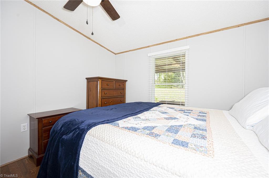 1204 Sawbriar Road Pinnacle, NC 27043 - Photo 26 of 30 Gallery Image 26