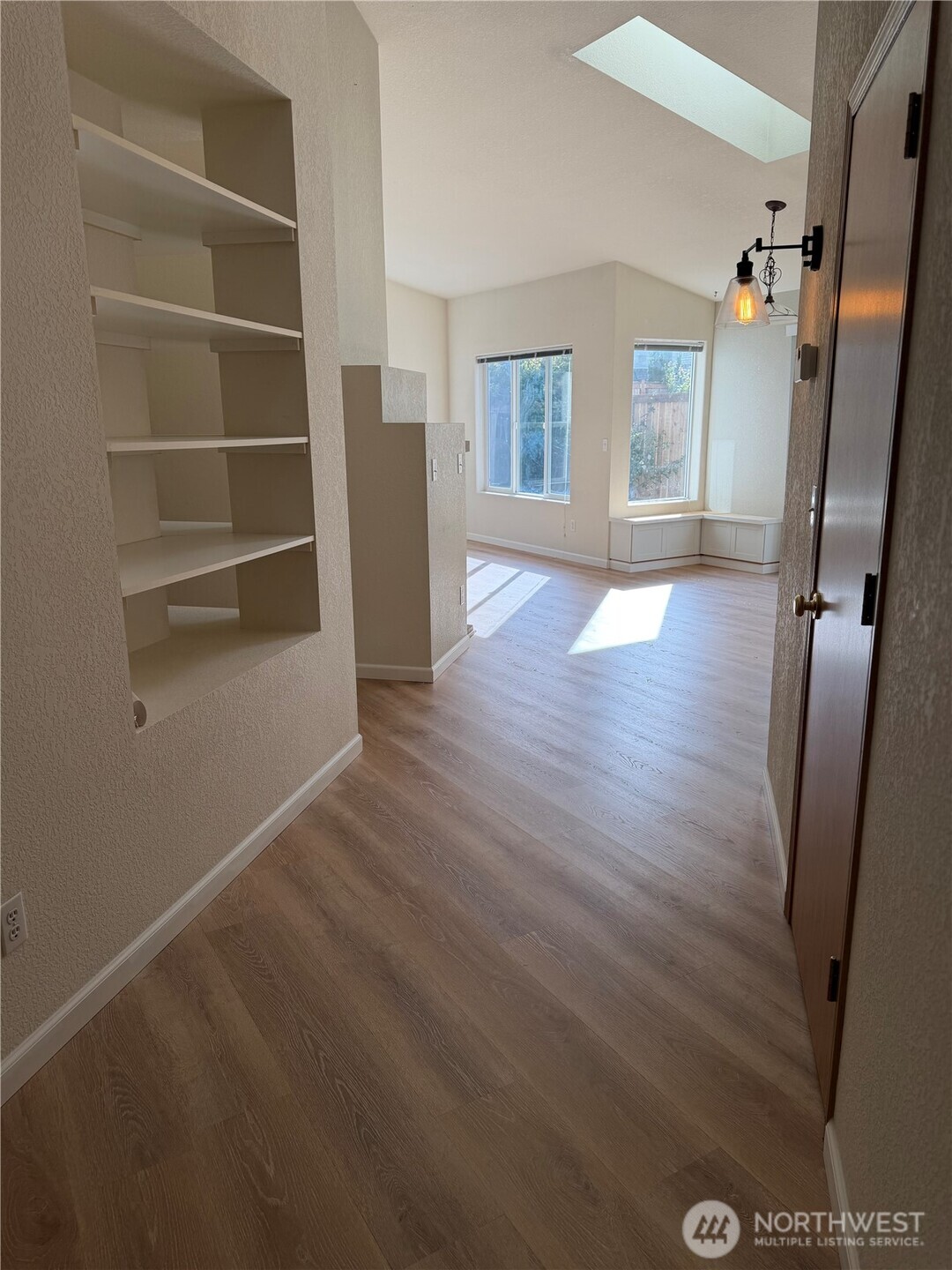 4606 Springfield Lane Southeast Lacey, WA 98503 - Photo 2 of 10 Gallery Image 2