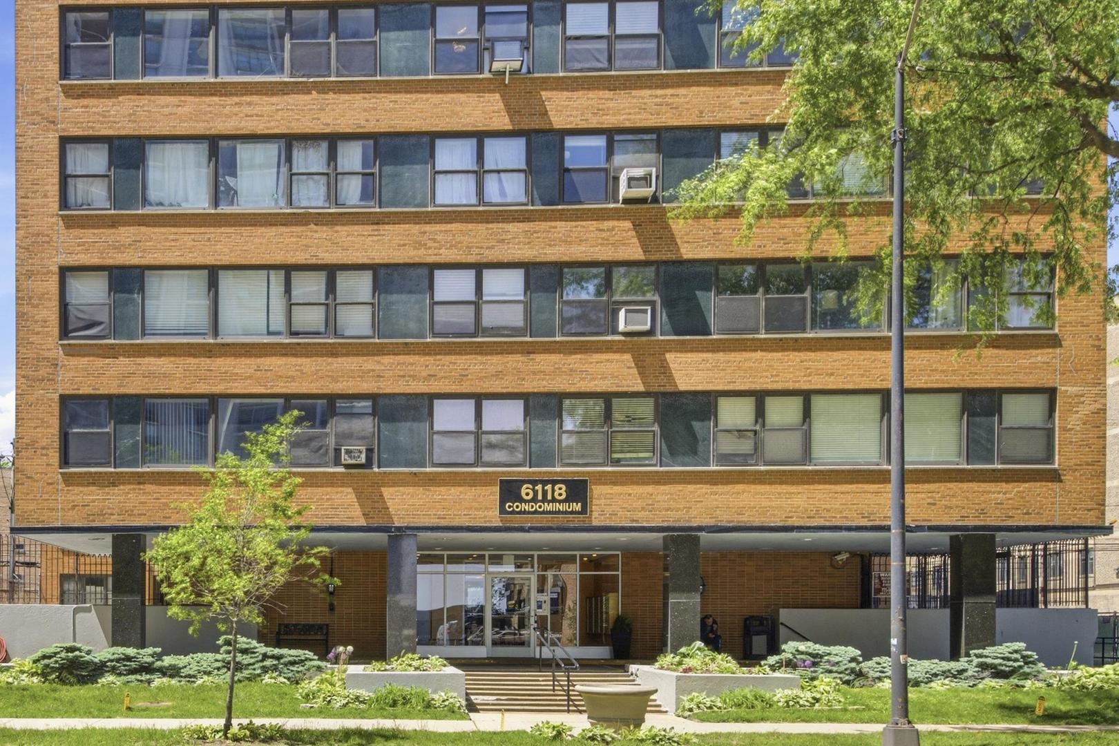 6118 North Sheridan Road, Unit 506 Chicago, IL 60660 - Photo 3 of 13