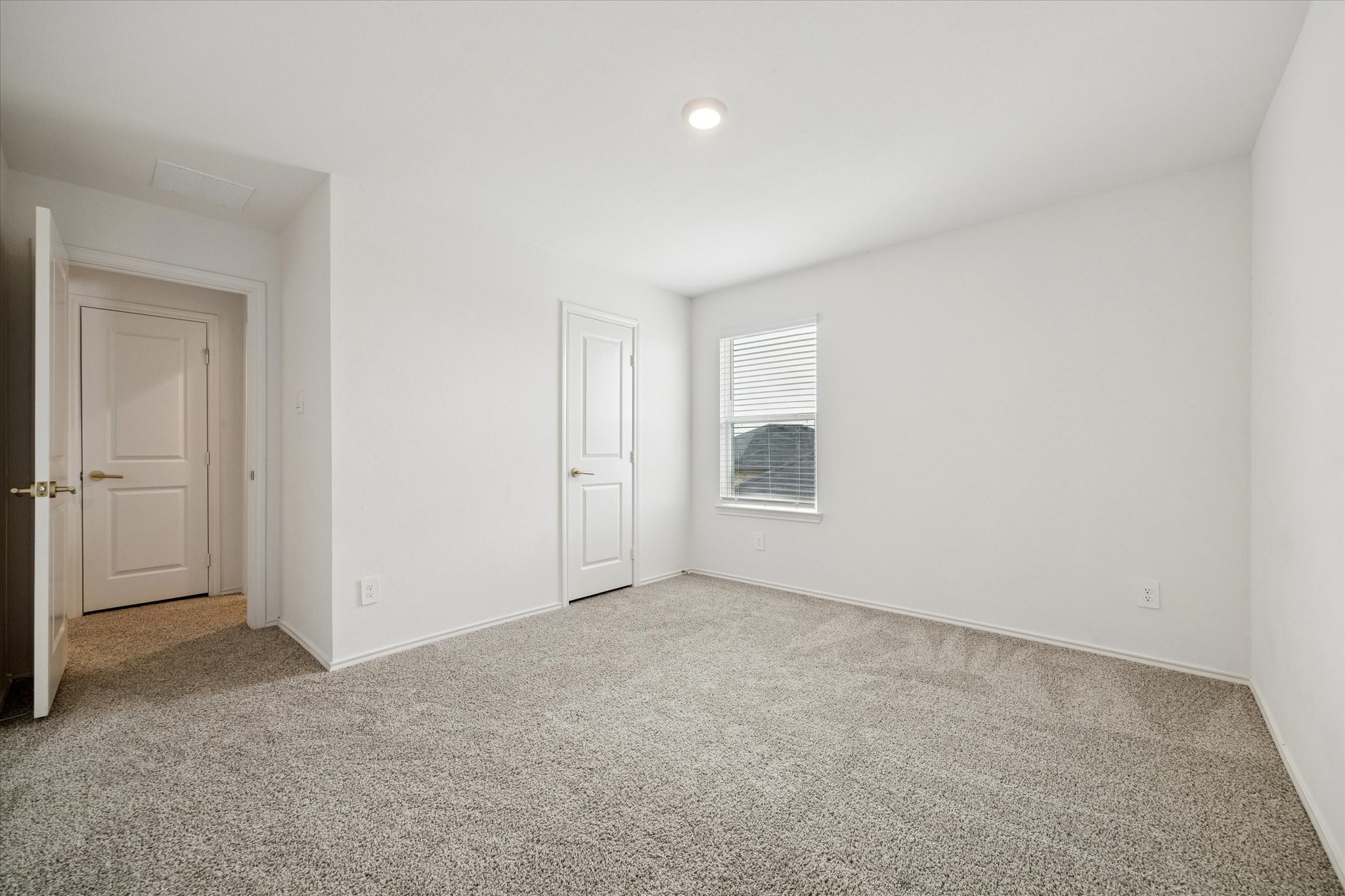 2938 Bur Landing Lane Rosenberg, TX 77469 - Photo 17 of 21 an empty room with windows