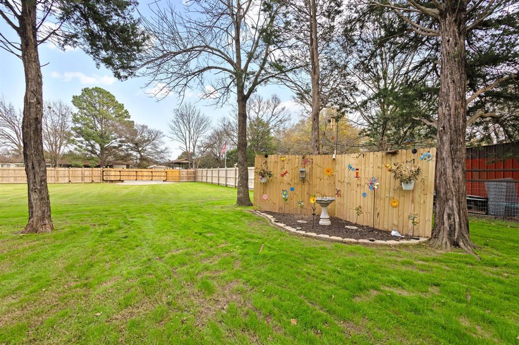 988 County Road Gordonville, TX 76245 - Photo 28 of 35 a view of outdoor space with garden