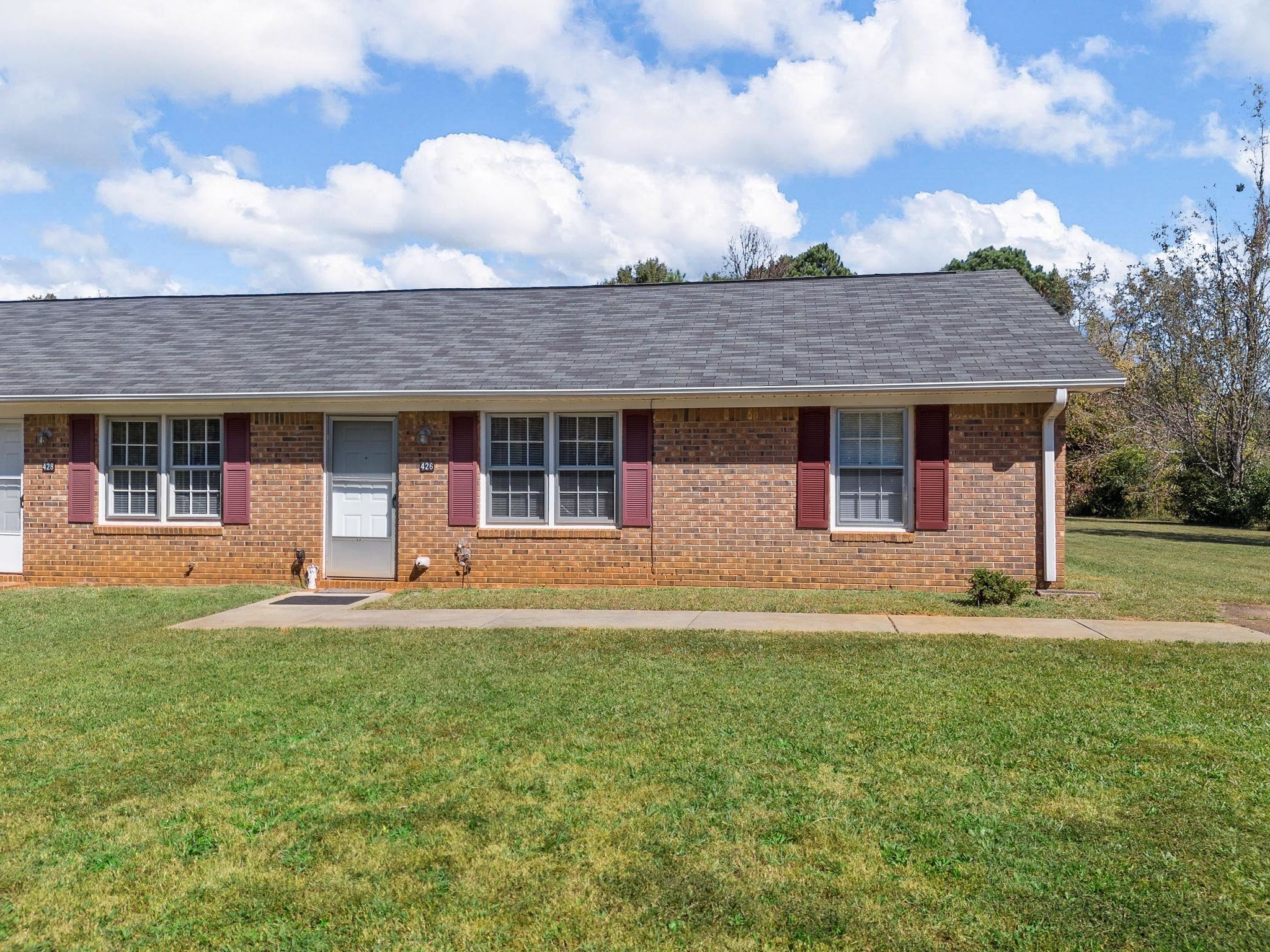 426-428 Shoally Road Boiling Springs, SC 29316 - Photo 16 of 31 Gallery Image 16