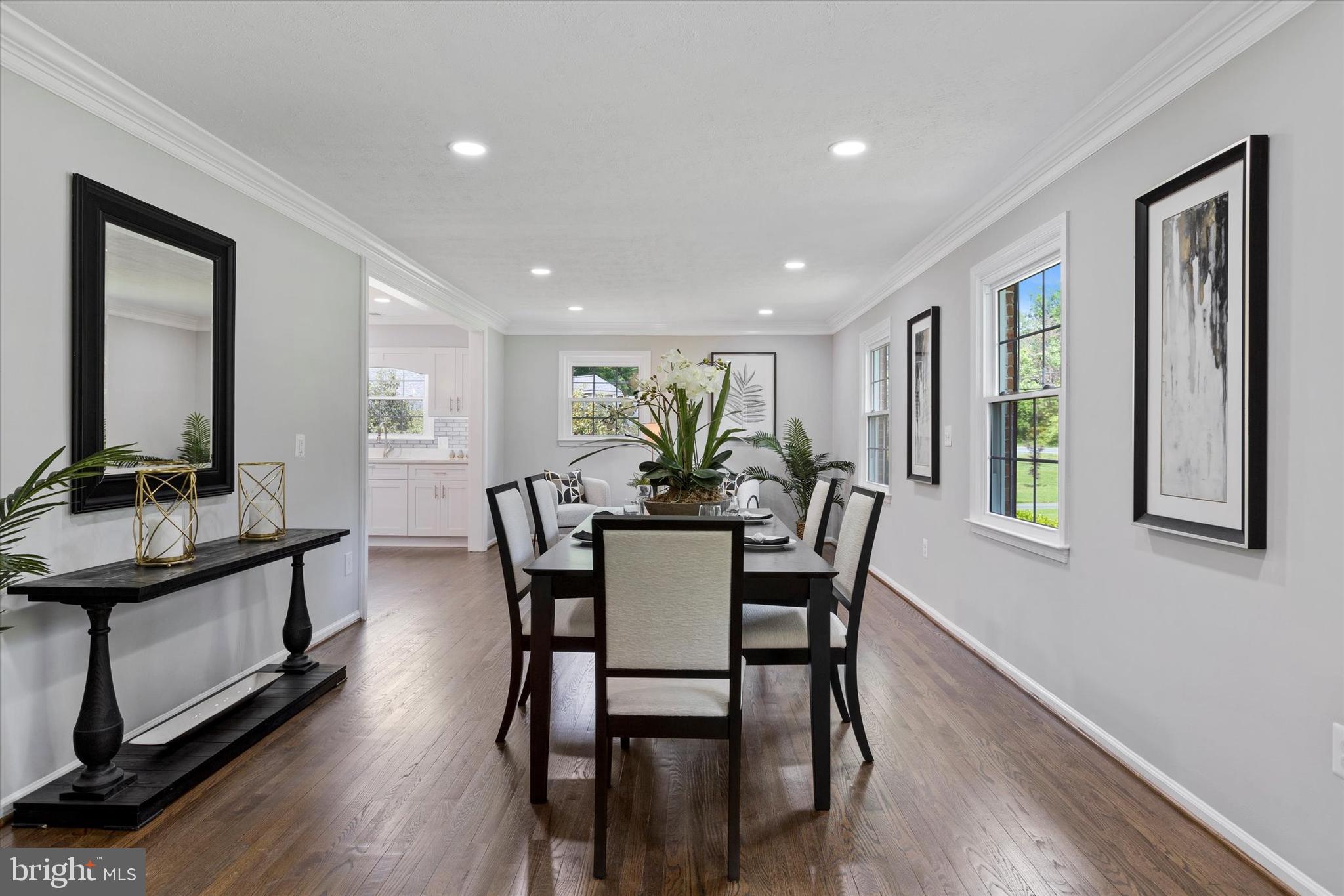 8116 Rolling Road Springfield, VA 22153 - Photo 6 of 41