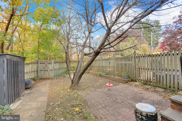 $435,000 | 418 Chumleigh Road, Baltimore, MD 21212