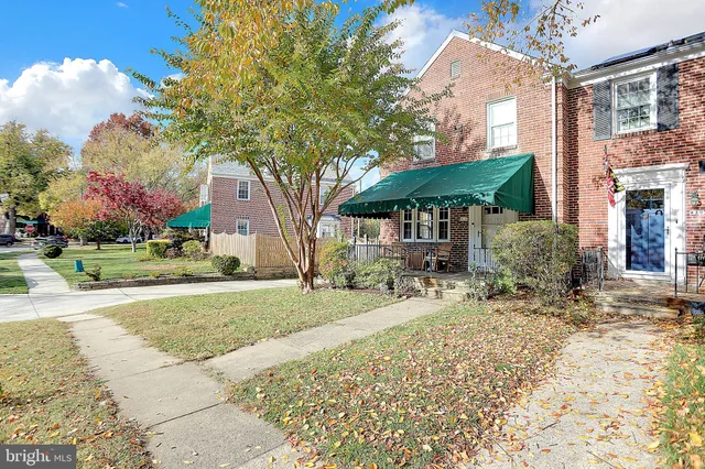 $435,000 | 418 Chumleigh Road, Baltimore, MD 21212