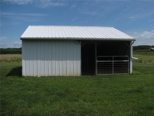 8788 Winchester Southern Road Stoutsville, OH 43154 - Photo 6 of 23