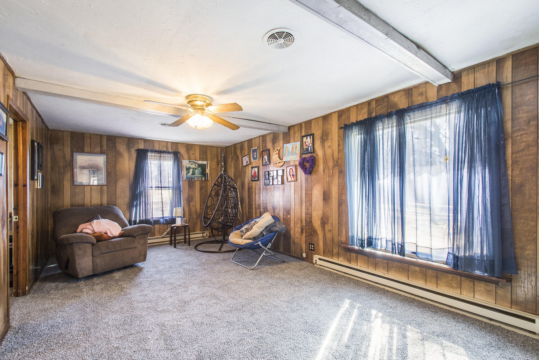 105 Matthew Road Niles, MI 49120 - Photo 17 of 28 Livingroom