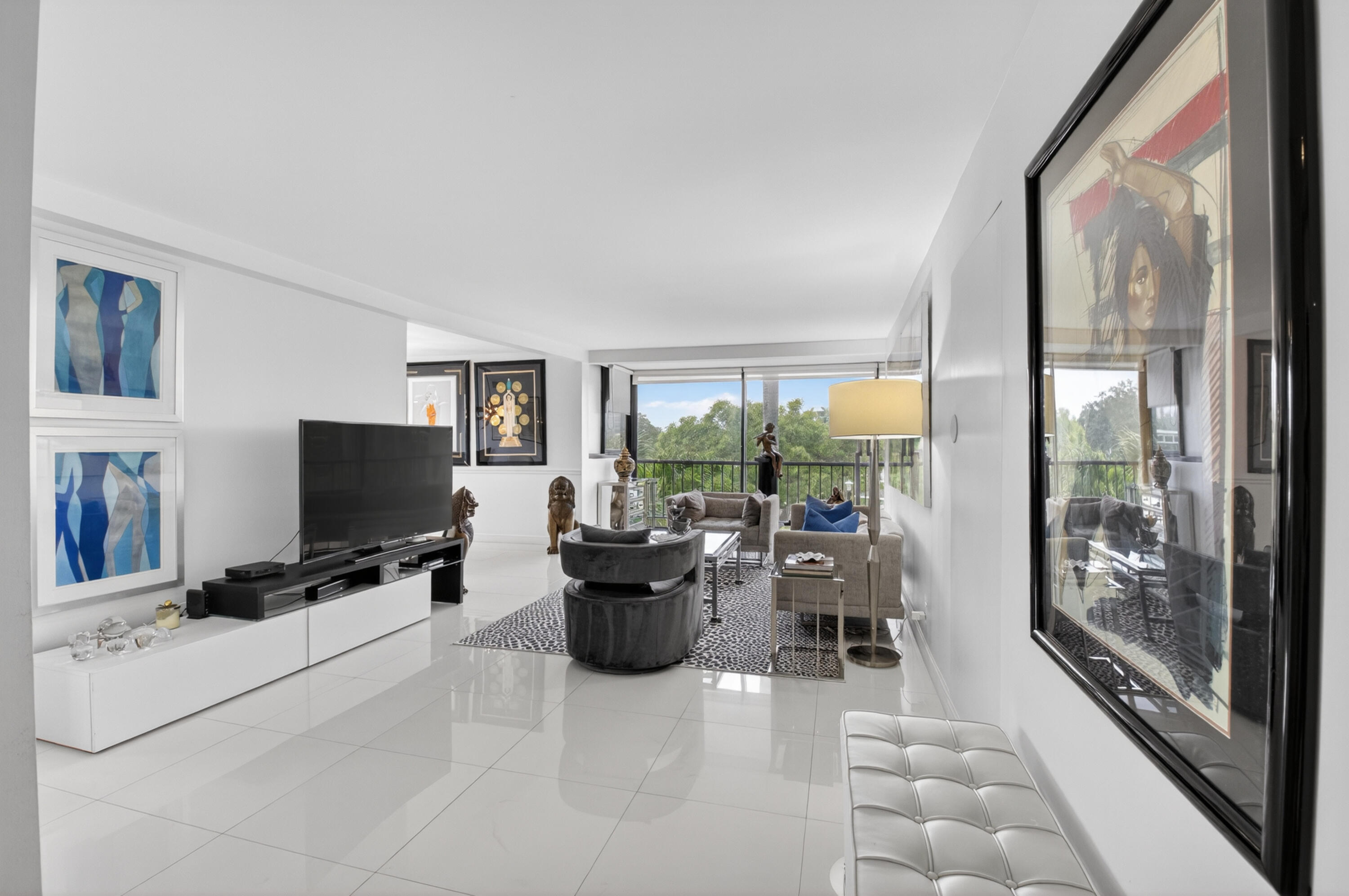 7738 Lakeside Boulevard, Unit 334 Boca Raton, FL 33434 - Photo 9 of 61 LIVING ROOM