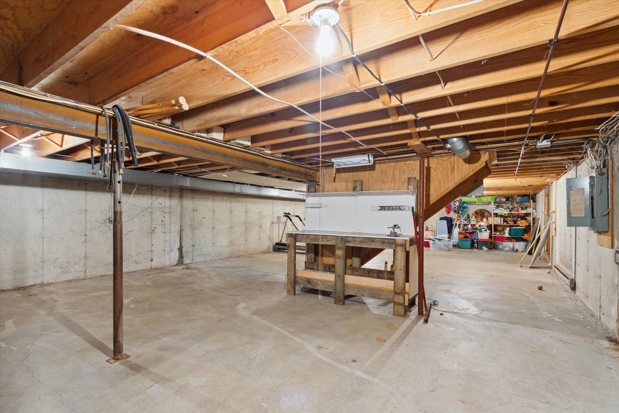 4994 North Unity Road Lena, IL 61048 - Photo 29 of 50 a view of garage