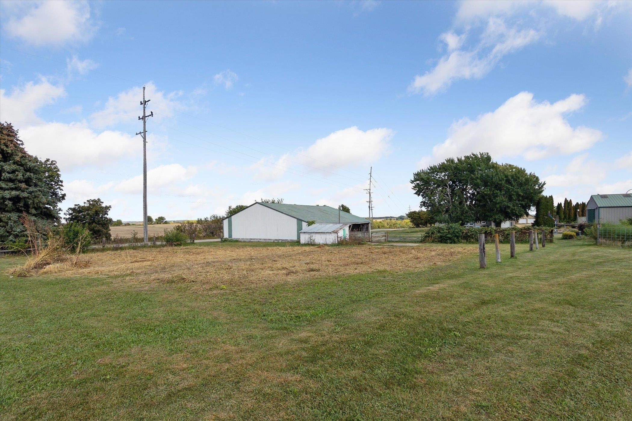 4994 North Unity Road Lena, IL 61048 - Photo 41 of 50 a view of a basketball court