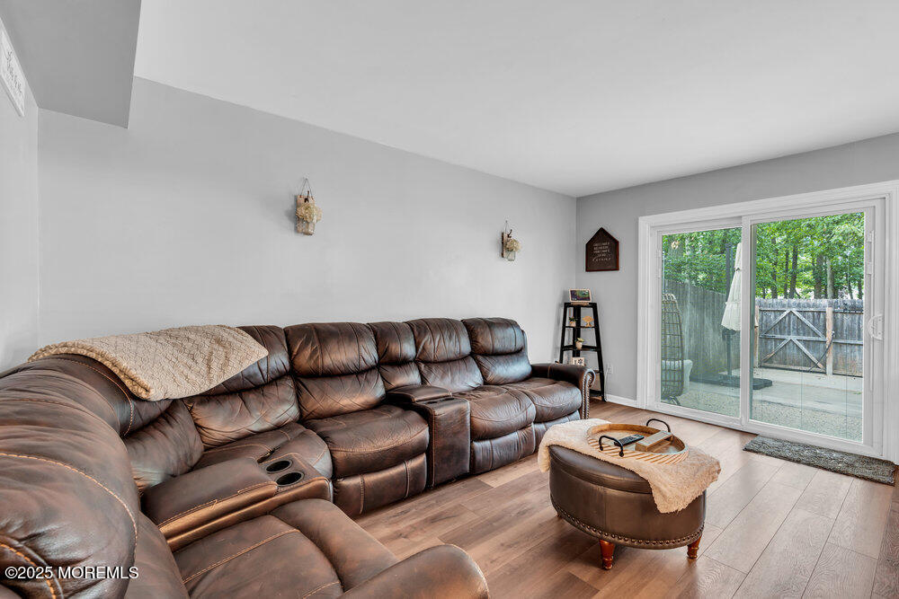 2 Elizabeth Court Howell, NJ 07731 - Photo 6 of 28 006_dsc07746_611