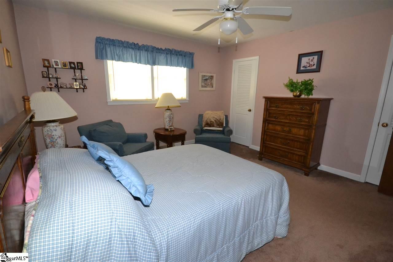 203 Old Mill Road Taylors, SC 29687 - Photo 16 of 36 Gallery Image 16