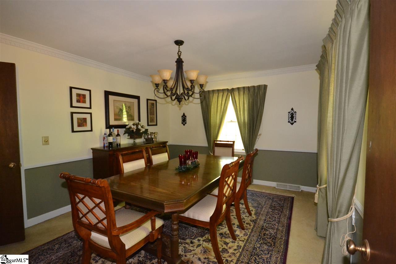 203 Old Mill Road Taylors, SC 29687 - Photo 7 of 36 Gallery Image 7