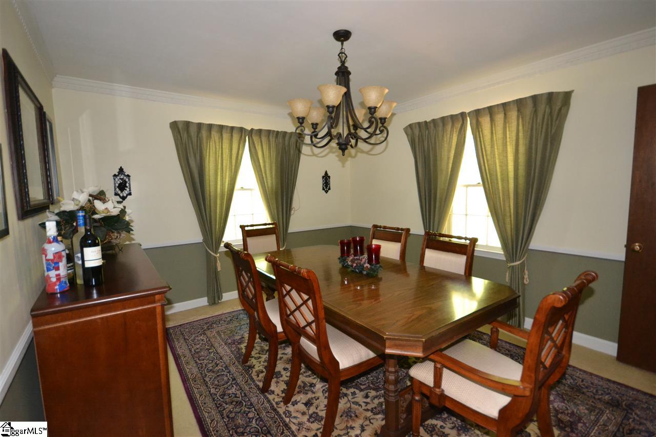203 Old Mill Road Taylors, SC 29687 - Photo 8 of 36 Gallery Image 8