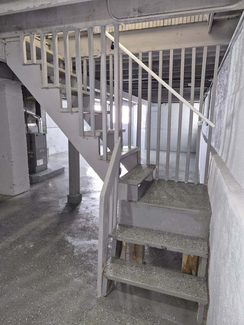 1234 West 72nd Street Chicago, IL 60636 - Photo 24 of 35 a view of entryway