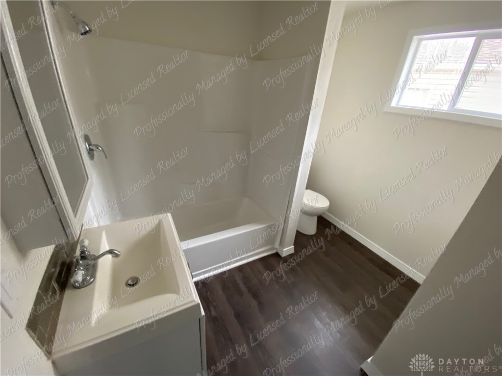 1552 Sunset Avenue Springfield, OH 45505 - Photo 13 of 19