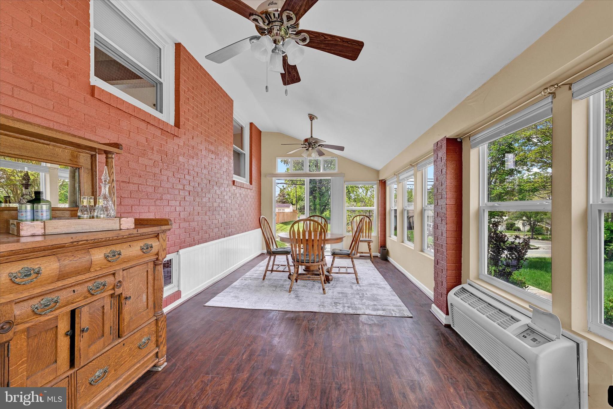328 Aigburth Road Towson, MD 21286 - Photo 33 of 41