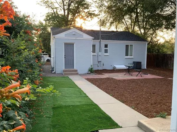 $2,200 | 3080 South Elati Street, Englewood, CO 80110