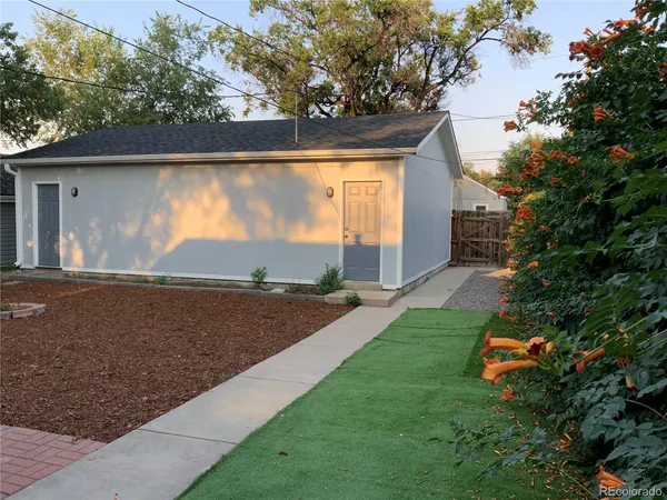 $2,200 | 3080 South Elati Street, Englewood, CO 80110