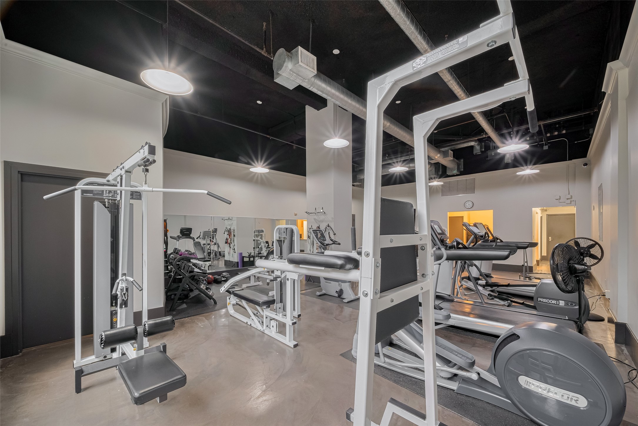 915 Franklin Street, Unit 9N Houston, TX 77002 - Photo 42 of 50