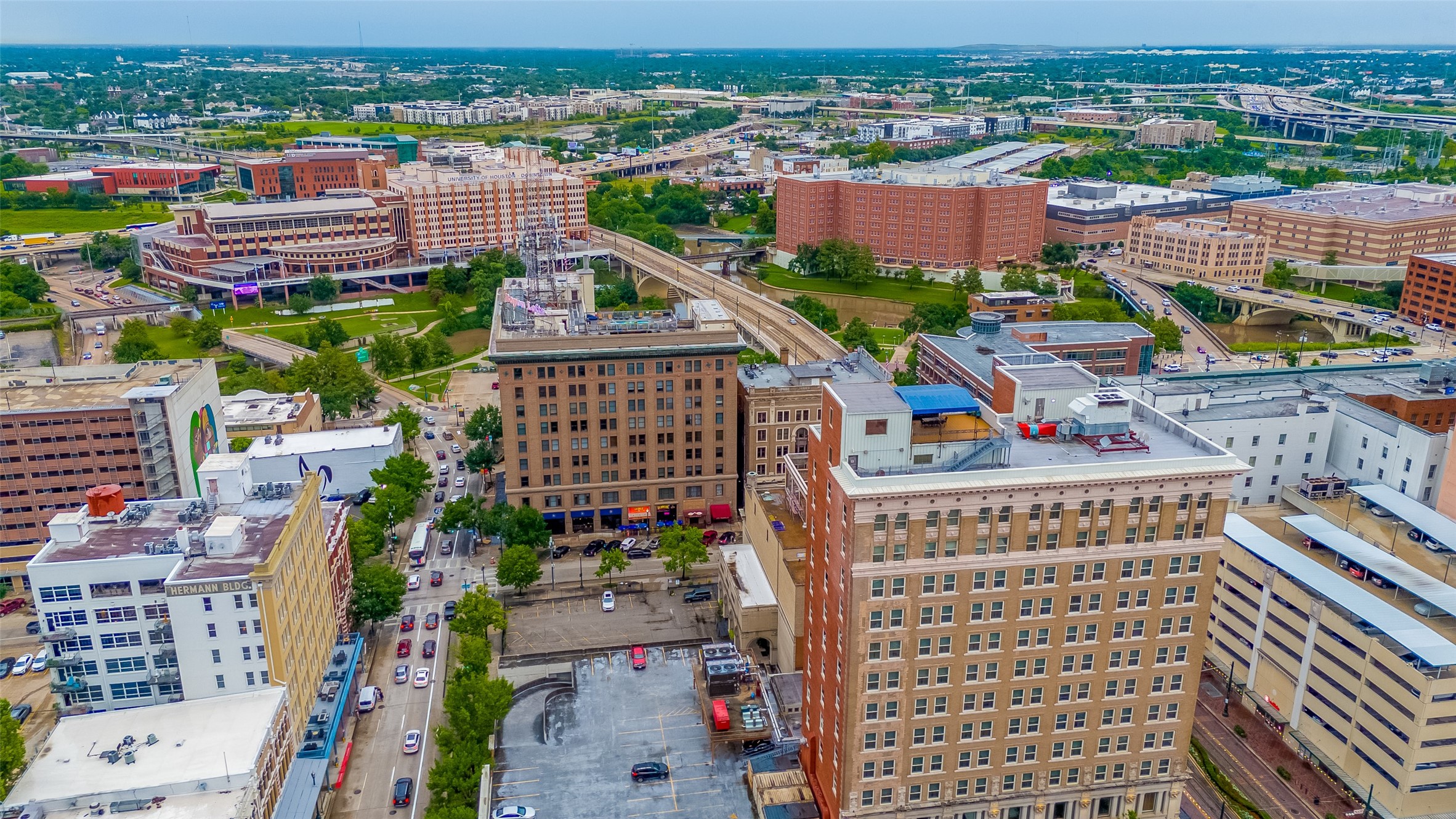 915 Franklin Street, Unit 9N Houston, TX 77002 - Photo 47 of 50