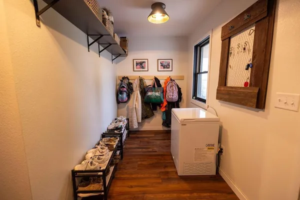 $599,900 | 3271 425th Avenue, Janesville, MN 56048