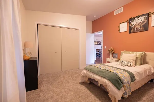 $599,900 | 3271 425th Avenue, Janesville, MN 56048