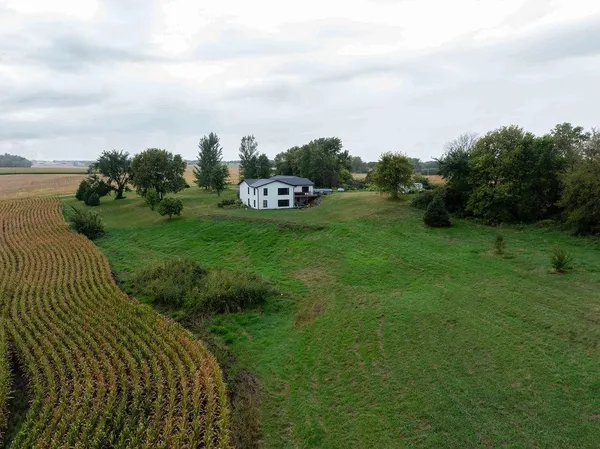 $599,900 | 3271 425th Avenue, Janesville, MN 56048