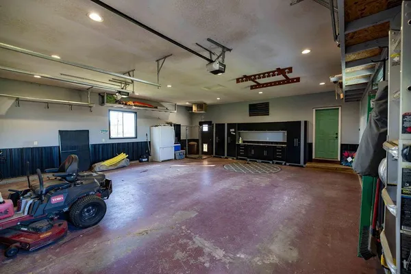 $599,900 | 3271 425th Avenue, Janesville, MN 56048