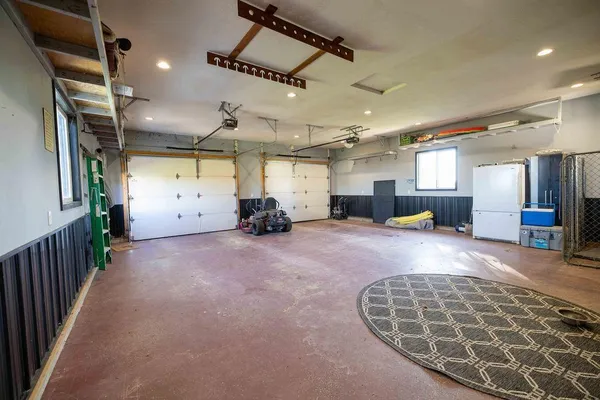 $599,900 | 3271 425th Avenue, Janesville, MN 56048