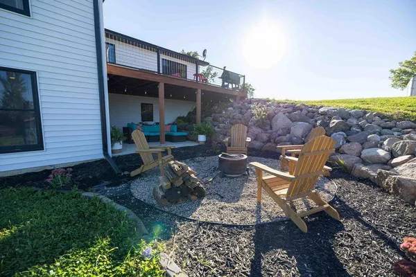 $599,900 | 3271 425th Avenue, Janesville, MN 56048