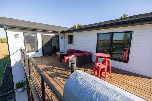 $599,900 | 3271 425th Avenue, Janesville, MN 56048