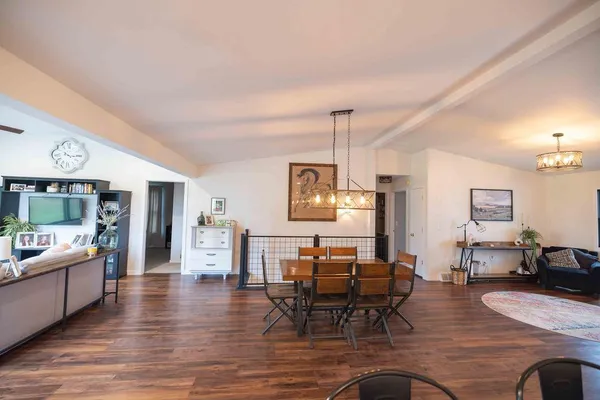 $599,900 | 3271 425th Avenue, Janesville, MN 56048