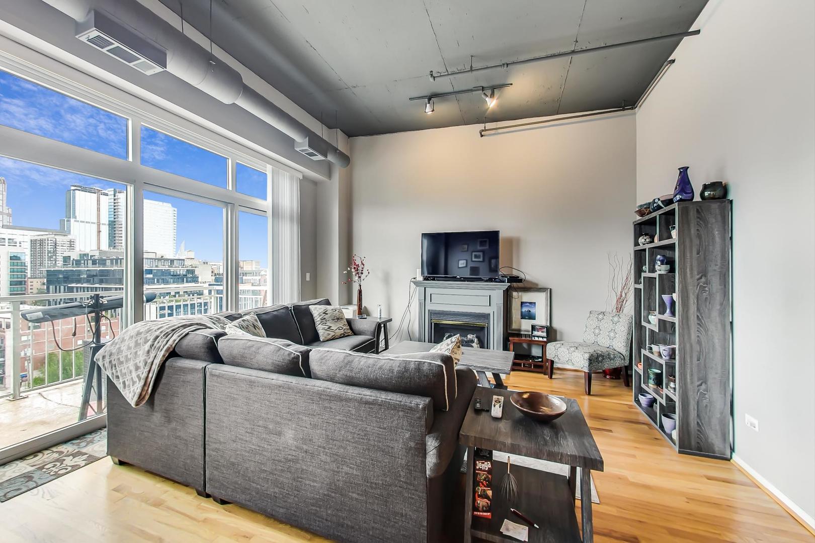 950 West Monroe Street, Unit 902 Chicago, IL 60607 - Photo 6 of 28