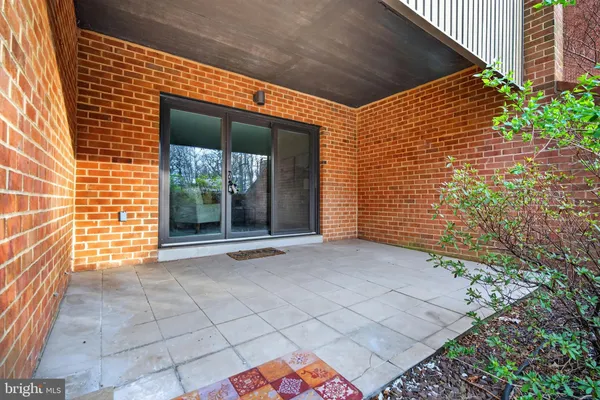 $209,999 | 2 Southerly Court, Unit 101, Baltimore, MD 21286