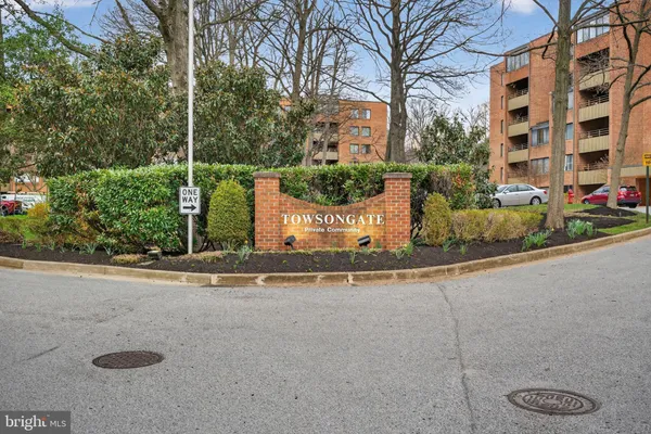 $209,999 | 2 Southerly Court, Unit 101, Baltimore, MD 21286