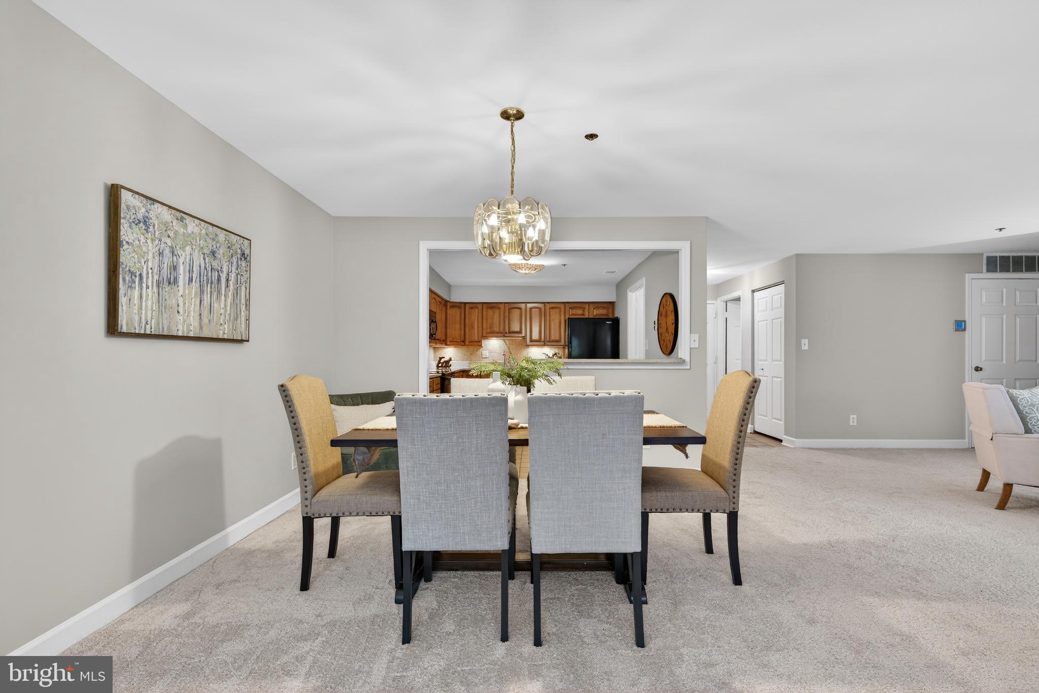 2 Southerly Court, Unit 101 Baltimore, MD 21286 - Photo 7 of 27 Attractive dining area