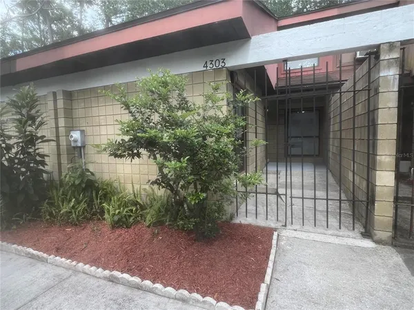 $169,000 | 4303 Southwest 70th Terrace, Gainesville, FL 32608