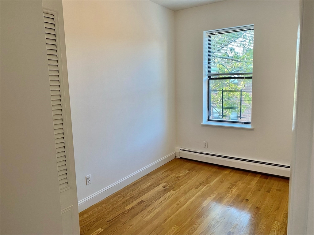 225-227 East Berkeley Street, Unit 4 Boston, MA 02118 - Photo 7 of 10 a view of a room with a window