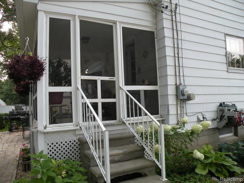 35420 Ridge Street Richmond, MI 48062 - Photo 33 of 34 DSCN7878.jpg